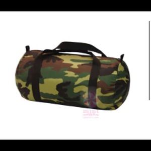 Mint Camo Medium Duffle bag monogrammed in perfect condition. Never used!